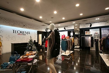 Магазин женской деловой одежды TEOREMA в ТЦ Vegas 